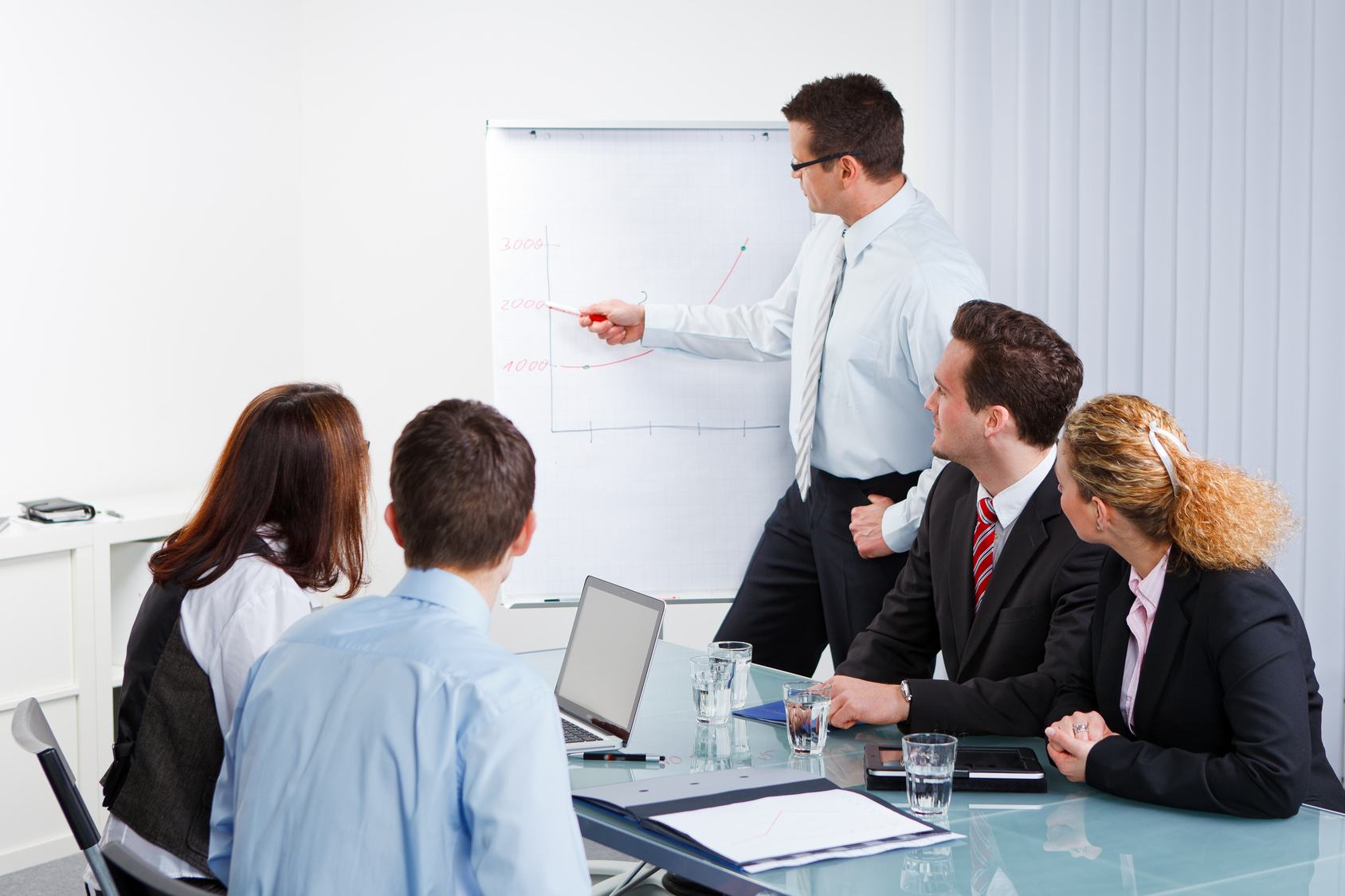 1567654375571844.jpg 管理顧問公司2.jpg